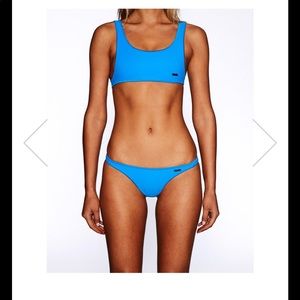 Triangl ULTRALIGHT - ELECTRIC BLUE